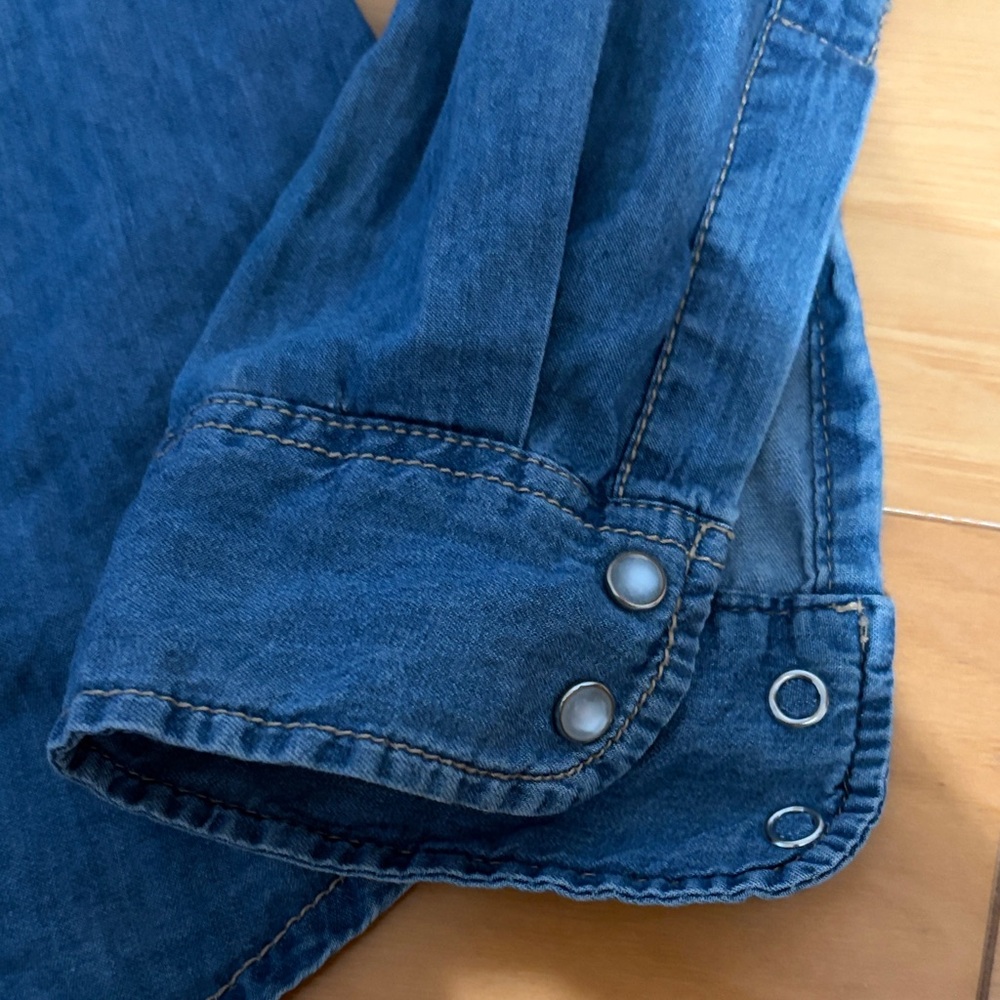 Forever 21 Washed Denim Button-Up Shirt - Blue - Picture 5 of 6